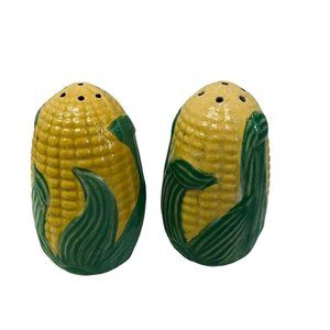 Vintage Ears of Corn Green Husk Salt and Pepper Shakers Japan Yellow Green 4"